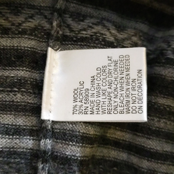 Antonio Melani| Black and Grey Striped Sequined Crew Neck Sweater - Picture 10 of 11